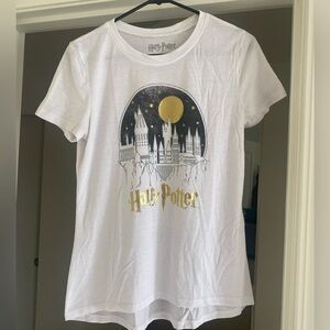Harry Potter Hogwarts Official T-Shirt, White with Gold Detail, Size M
